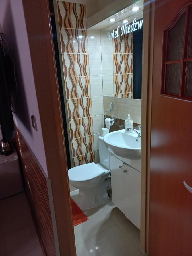 Hotelik Niedzwiadek Радзин Подляски Екстериор снимка